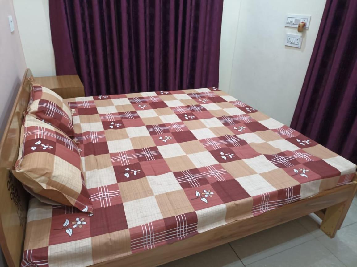 Anant Paying Guest House Ayodhya Zewnętrze zdjęcie