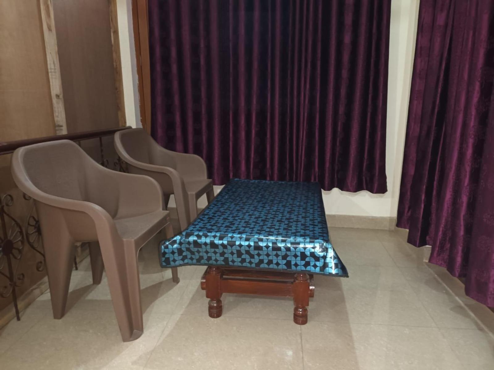 Anant Paying Guest House Ayodhya Zewnętrze zdjęcie